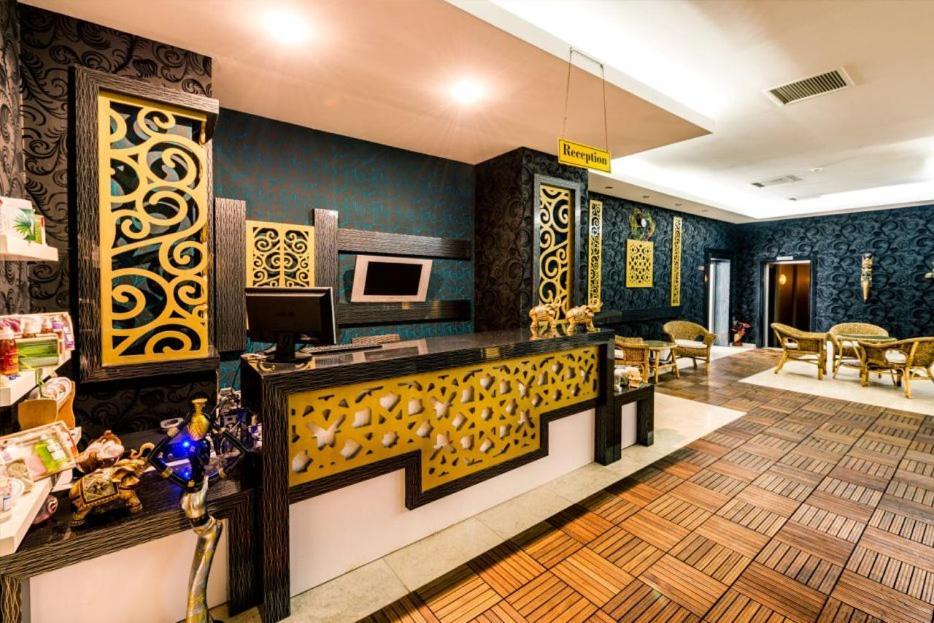 Vuni Palace Luxury Resort & Beach & Casino Kyrenia  Esterno foto