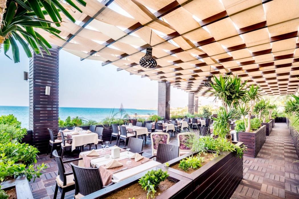Vuni Palace Luxury Resort & Beach & Casino Kyrenia  Esterno foto