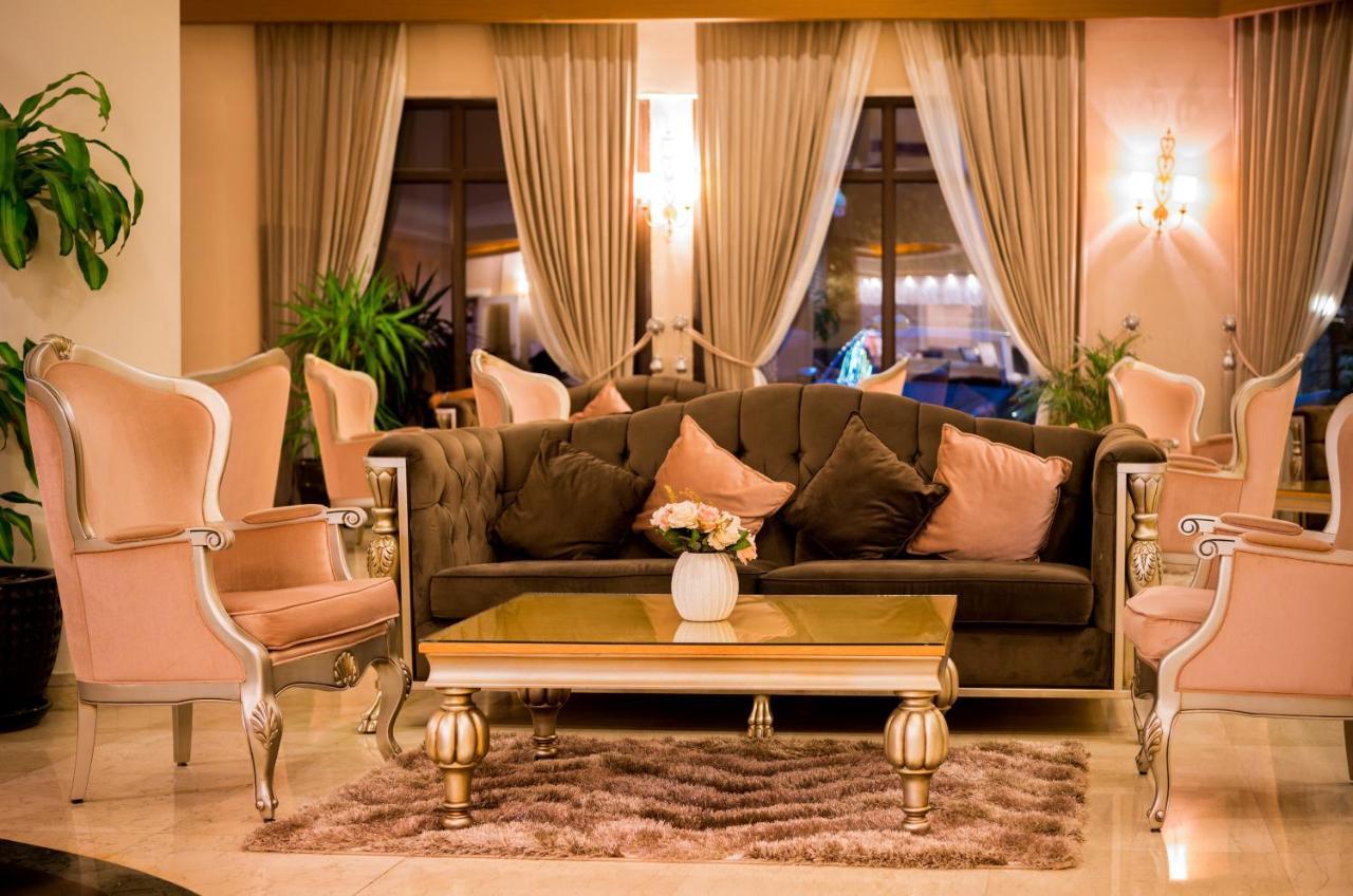 Vuni Palace Luxury Resort & Beach & Casino Kyrenia  Esterno foto