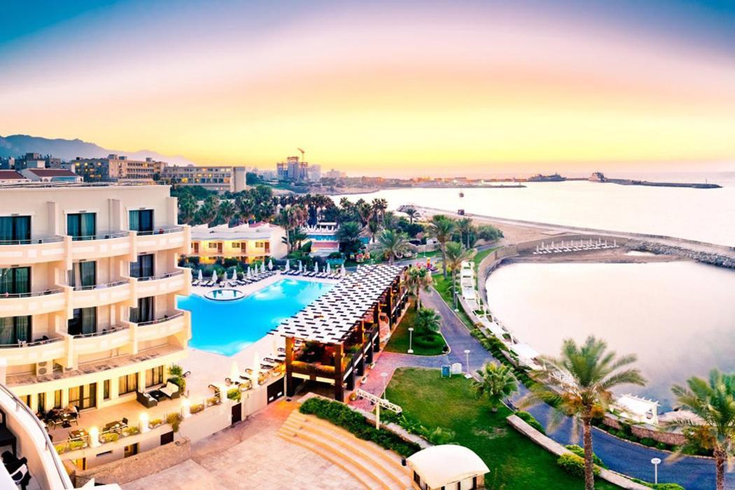 Vuni Palace Luxury Resort & Beach & Casino Kyrenia  Esterno foto
