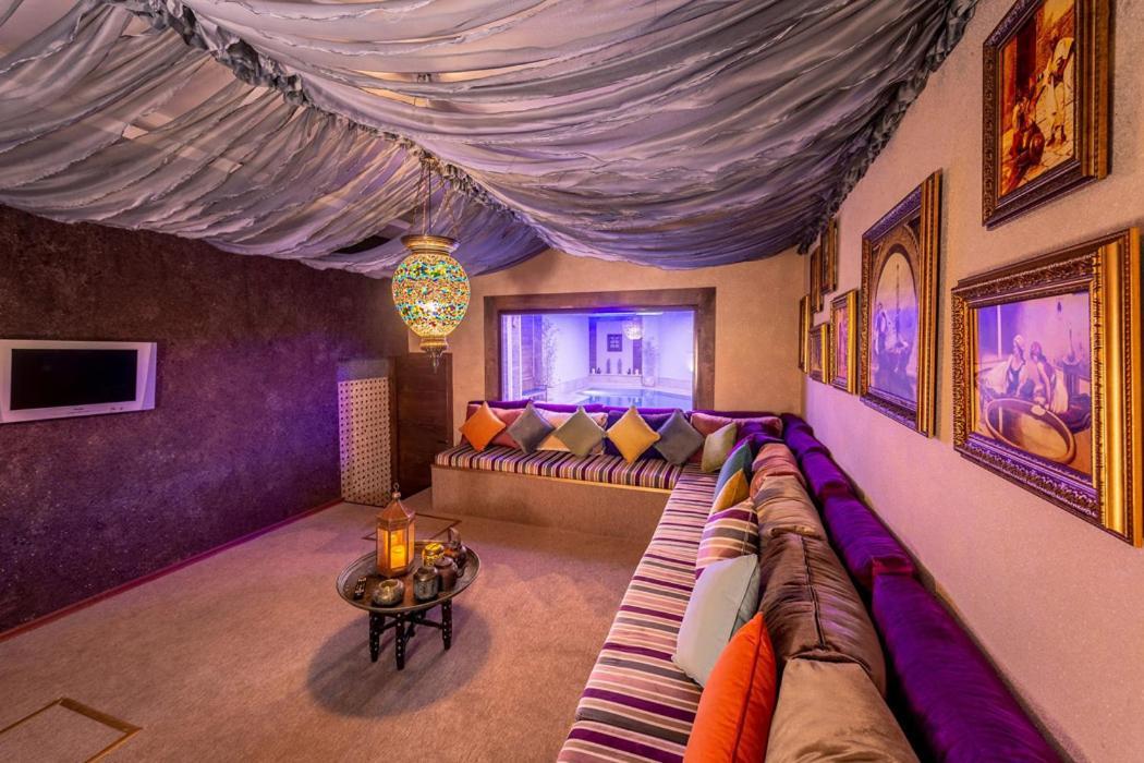 Vuni Palace Luxury Resort & Beach & Casino Kyrenia  Esterno foto